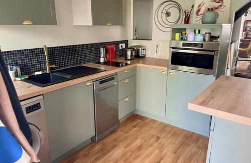 Sainte-Marie-de-Re House | Maison Rhétaise in the heart of the village, close to the beach and shops.