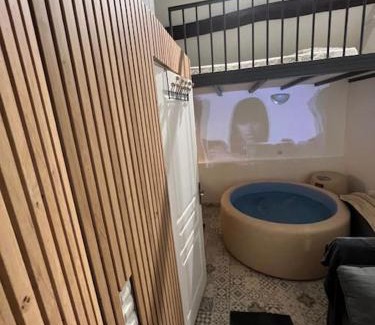 Soisy-sur-Seine Villa | Maison spa