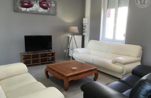 Aniche House | Maison spacieuse pour 8 pers avec jardin, terrasse, WIFI, proche commerces et attractions culturelles - FR-1-510-156