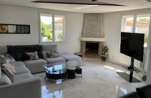 Albi Apartment | Maison spacieuse très calme, Albi centre