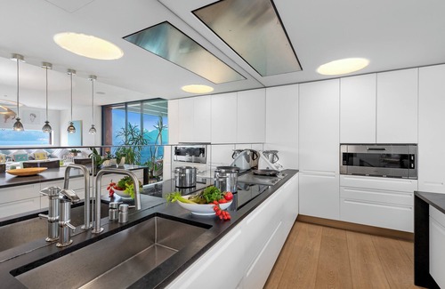 Paradiso Villa | Maison Sur l'Eau, Paradiso (Lugano), Switzerland