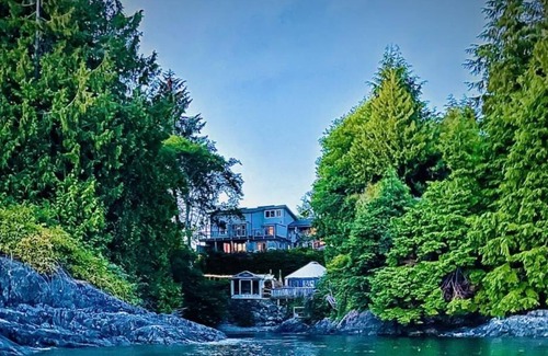 Tofino House | Maison Tofino - Oceanfront Home Steps to Downtown