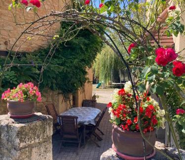 Montcabrier House | Maison traditionnelle au coeur d'une ferme