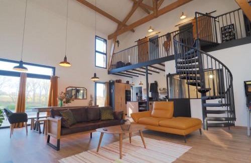 Marnac House | Maison typique du Périgord, séchoir à tabac avec piscine chauffée