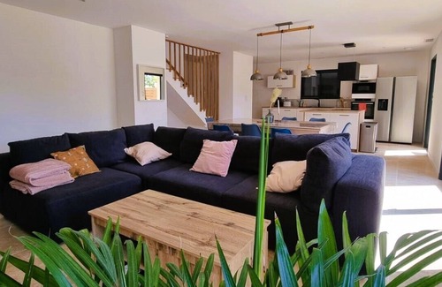 Baillargues Villa | Maison Vacances sud de la France Proche de la mer et Rivière