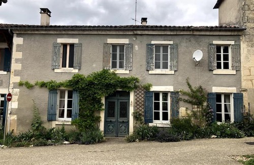 Yviers Bed & Breakfast | Maison Verdeau