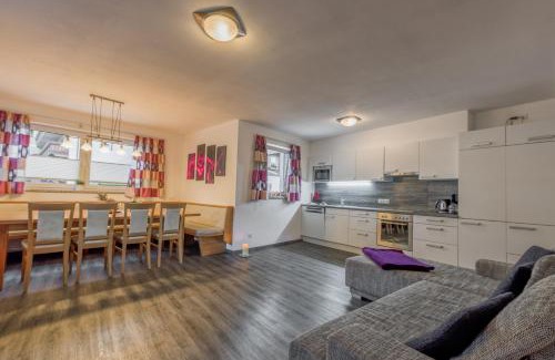 Am Feuersang House | Maisonette Haus Amade