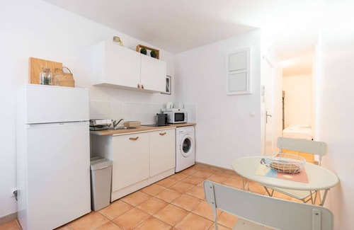 Les Grands Carmes Apartment | MaisonMars Le Petit Panier N°3