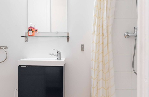 Les Grands Carmes Apartment | MaisonMars Le Petit Panier N°3