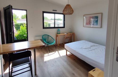 Perigny Apartment | Maisonnette à 6km du Vieux Port de La Rochelle