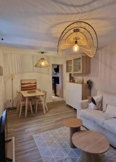 Auxerre House | Maisonnette 4 pers, Terrasse, Calme et Parking