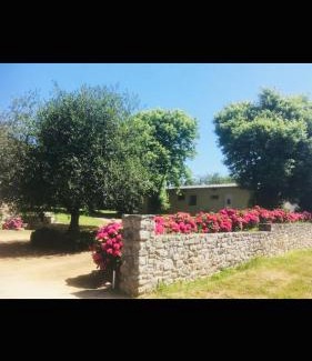 Quemper-Guezennec Apartment | Maisonnette bretonne