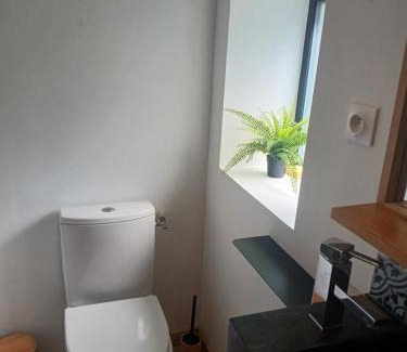 Le Creusot Apartment | Maisonnette centre ville avec patio