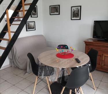 Vibraye House | Maisonnette en campagne "Le Rocher"