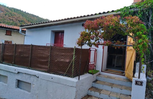 Roquefeuil House | Maisonnette mountain view