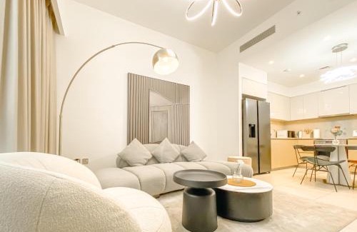 Downtown Dubai Apartment | Majestic Burj Khalifa View 2BR Premium Apartment By SBH