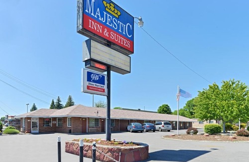 Klamath Falls Hotel | Majestic Inn & Suites
