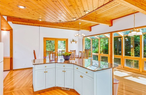 Leavenworth House | Majestic Mountain Views from Every Window