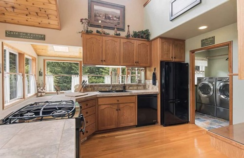 Sequim House | Majestic Sequim Vacation Home near Sequim Bay