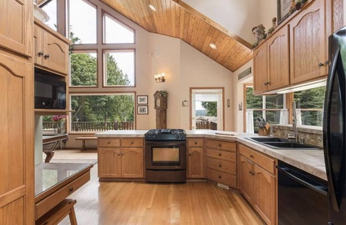 Sequim House | Majestic Sequim Vacation Home near Sequim Bay