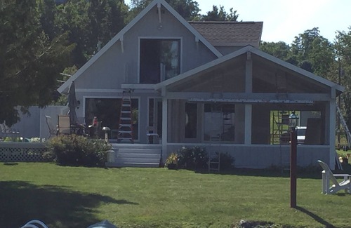 Cedar House | Make family memories here on Lake Leelanau.
