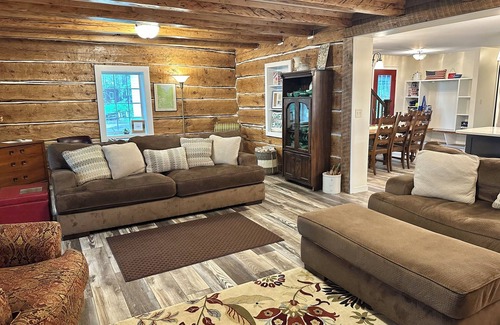 Au Train Cottage | Make Memories at this charming Cottage at AuTrain Lake! Near Pictured Rocks!