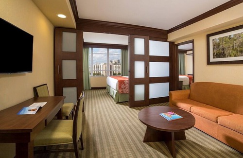 Sunny Isles Beach Resort | Making The Best Memories Along The Way! 2 Convenient Units, Pool, Pets Allowed