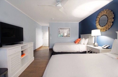 Marathon Resort | Making The Best Memories Along The Way! 3 Comfortable Units, Free Parking, Pool