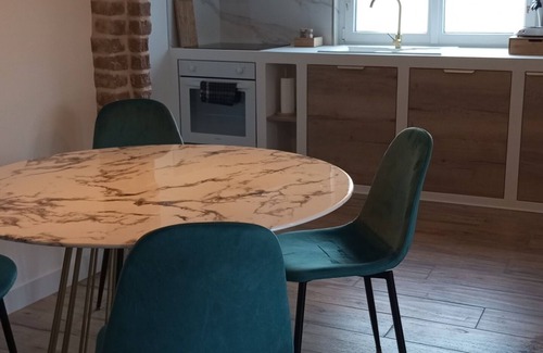 Calais House | Maléna Home self-catering cottage with spa Calais