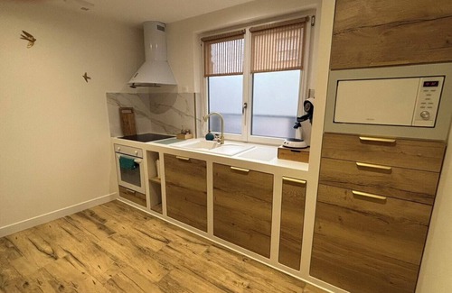 Calais House | Maléna Home self-catering cottage with spa Calais