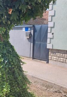 Vinkovci Apartment | MALA KUĆA