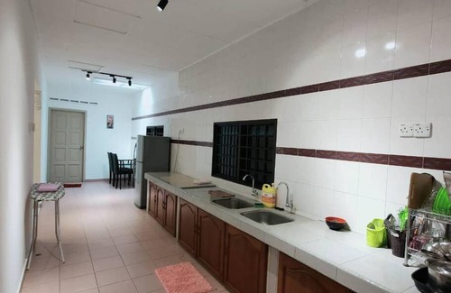 Lapan Tengkera Villa | Malacca Town Tranquerah Cluster Home #404A