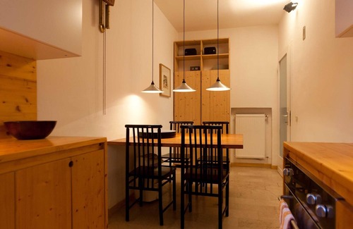 Santa Croce Apartment | "Malcanton Gaffaro, comfortable apartment in Dorsoduro, 2 max 4 pax"