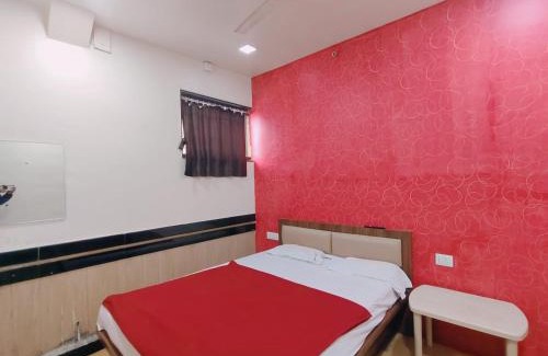 Central Pune House | Malhar Guest House