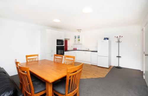 Papamoa Beach Apartment | Malibu Apartment by the Beach