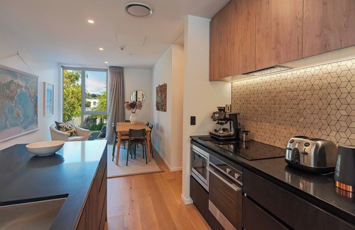 Nelson City Centre Apartment | Malthouse Lane City Apartment 4 with Stunning Hill Views in Nelson CBD