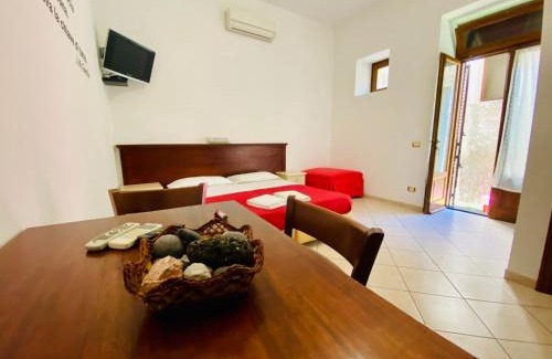 Lipari Historic Centre House | Mamamia #Lipari
