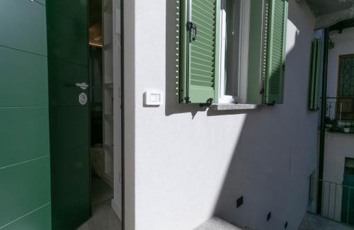 Mandello del Lario Apartment | Mamma Ciccia - modern apt in the historic centre