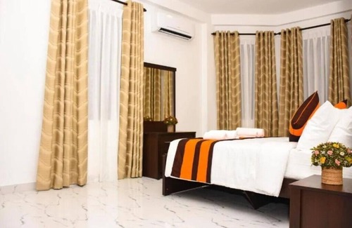 Ettukala Hotel | Mamma Raji Hotel