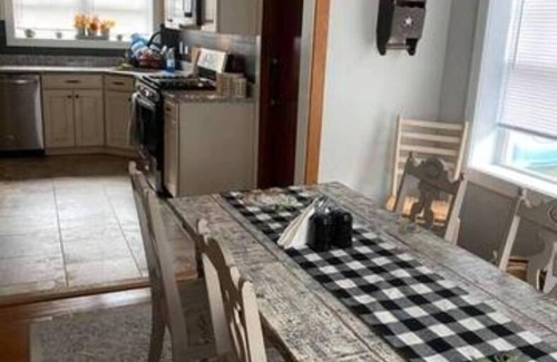 Upper Tract House | Mammies memories a quiet country setting