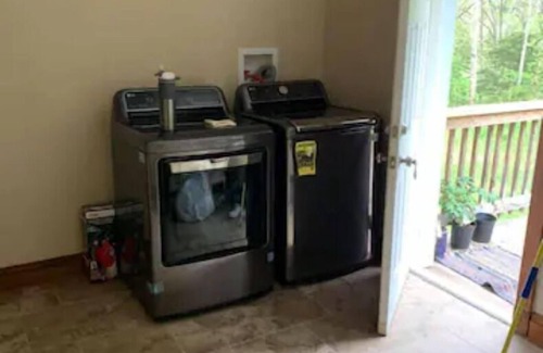 Upper Tract House | Mammies memories a quiet country setting