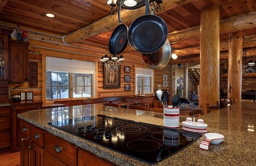 Mammoth Creek Cabin | Mammoth Creek Luxury Retreat near Zion and Bryce C