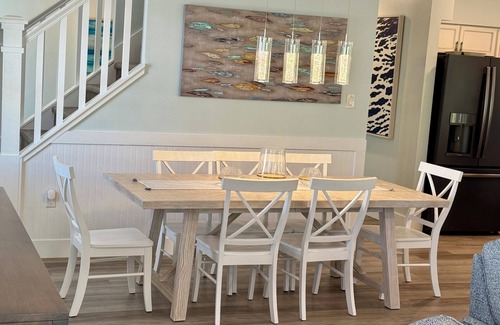 Marathon House | Manatee Manor your tropical getaway in the heart of the Florida Keys!