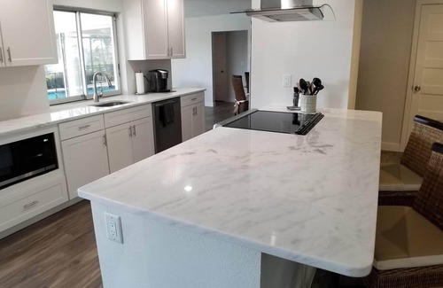 Yacht Club House | Manatee Retreat Cape Coral Yacht-Club WiFi/Saltwater-Pool/Direct River Access