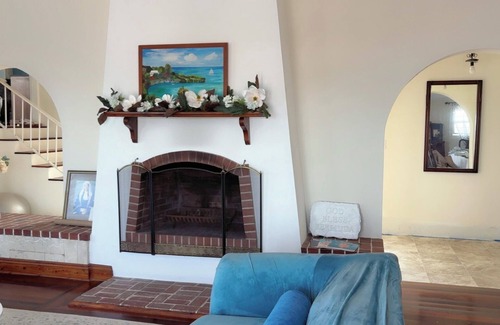 Hamilton Parish Bed & Breakfast | Manders Estate Ocean View Bed & Breakfast - Wake Up to Paradise