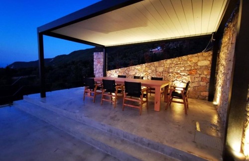 Agios Nikitas Villa | Mandevilla Hillside Luxury 2 Bedroom Villa