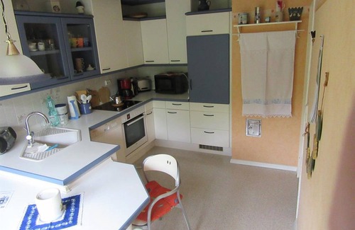Emden House | Manfred Ulferts Feha Drossel - vacation home, shower, WC, 4 bedrooms
