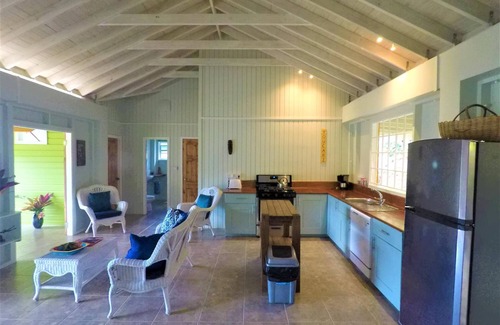 Portsmouth Villa | Mango Lodge