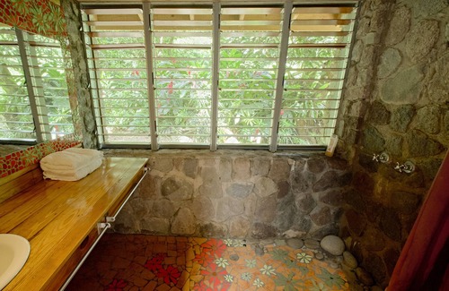 La Plaine Villa | Mango riverside cottage