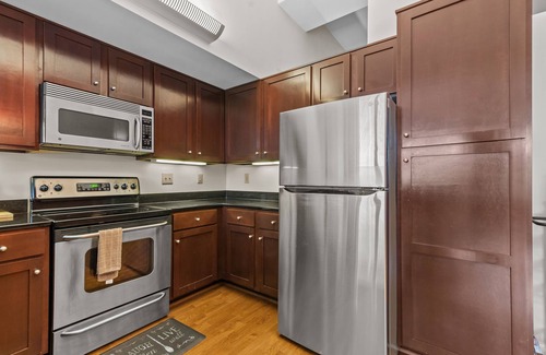 Downtown Condo | Manhattan Style Condo in Downtown Norfolk